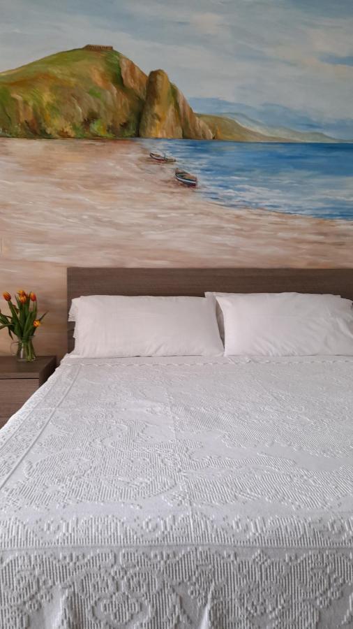 Casa Laura Panzió Terracina Kültér fotó
